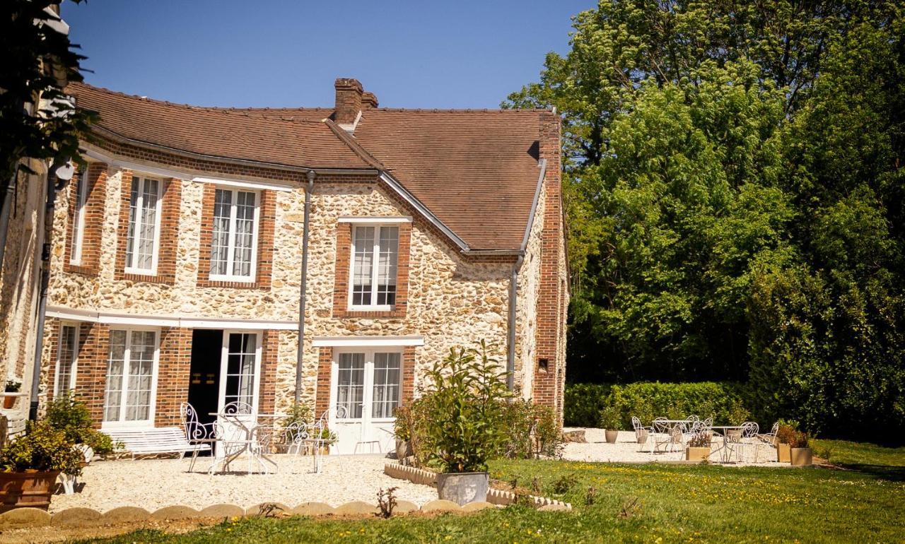 Le Petit Chateau Baye  エクステリア 写真