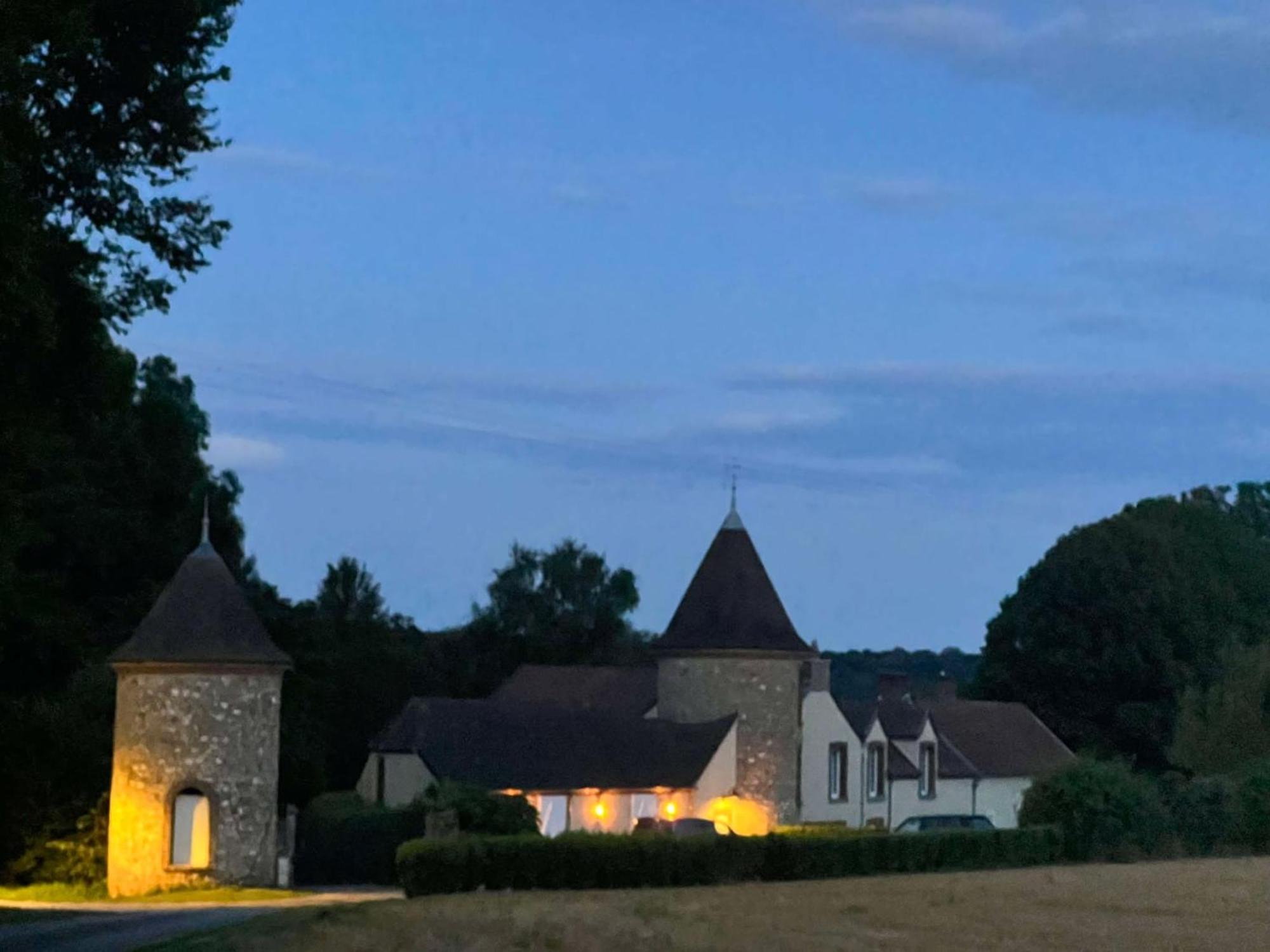 Le Petit Chateau Baye  エクステリア 写真